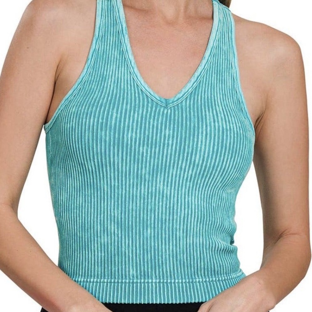 Zenana Ribbed V-Neck Tank Top - NWOT - Picture 2 of 6